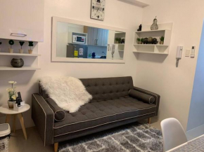 Katei elegantly designed 1-bedroom facing amenity